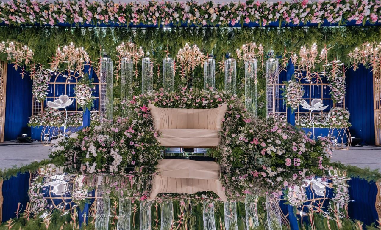 Luxury wedding ceremony decor by HappyWaits